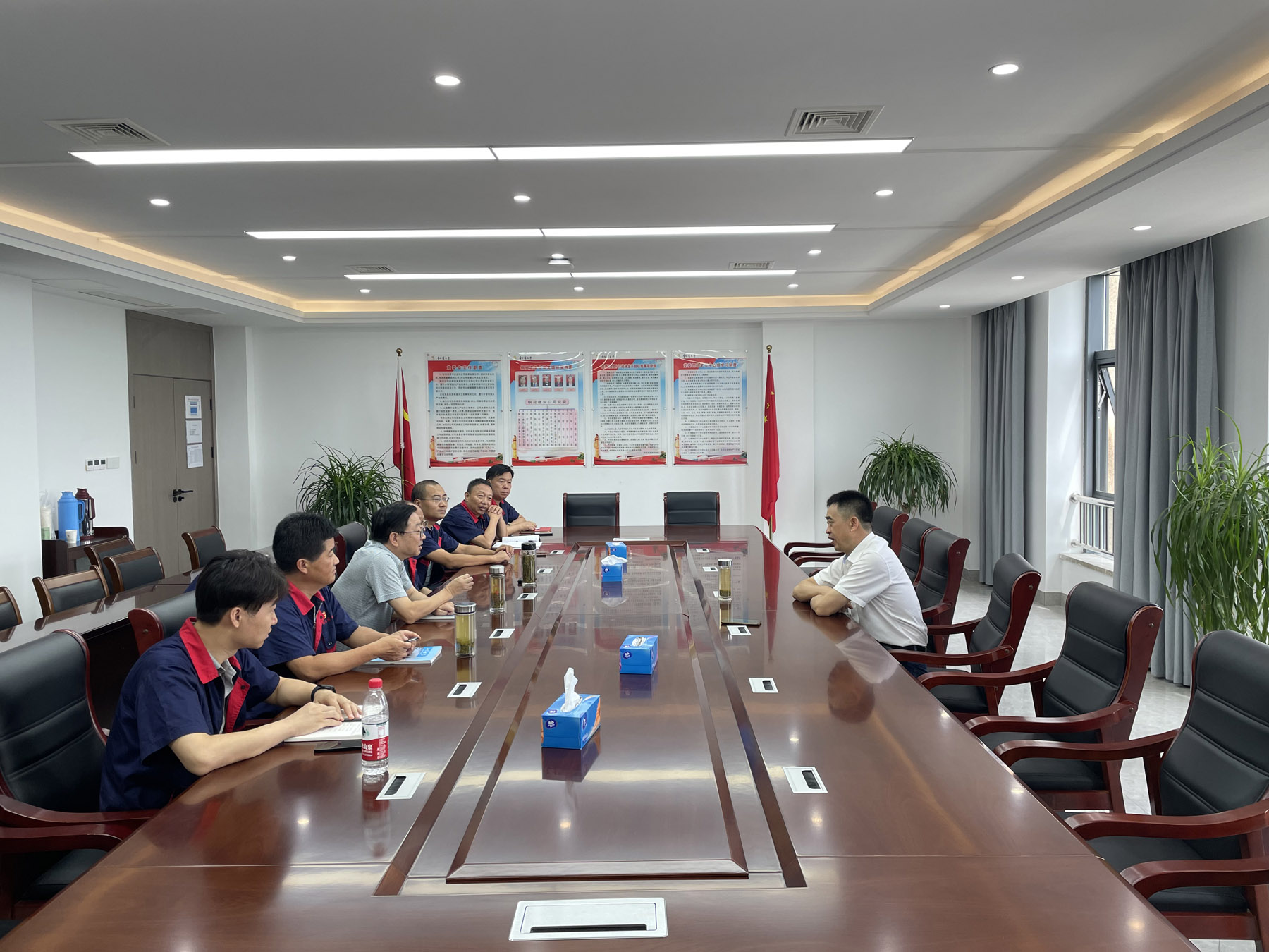 集團(tuán)公司黨委委員、總工程師周俊到公司調(diào)研 