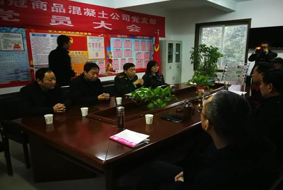 銅官區(qū)區(qū)委常委、人武部到商品混凝土公司開展專項督導(dǎo)工作